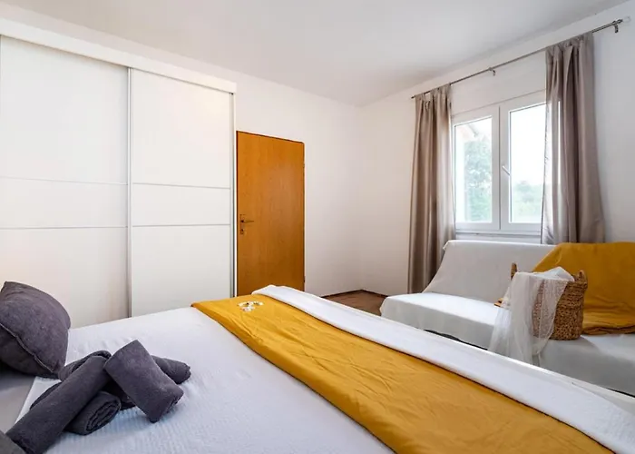 Holiday Home Zelengrad Zelengrad