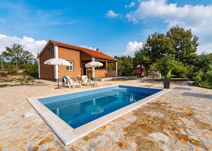 펜션 Holiday Home Zelengrad Zelengrad