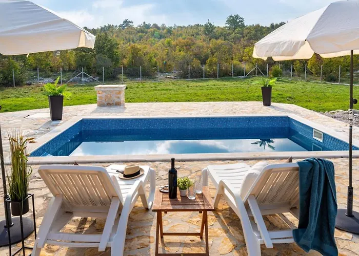 Дом отдыха Holiday Home Zelengrad